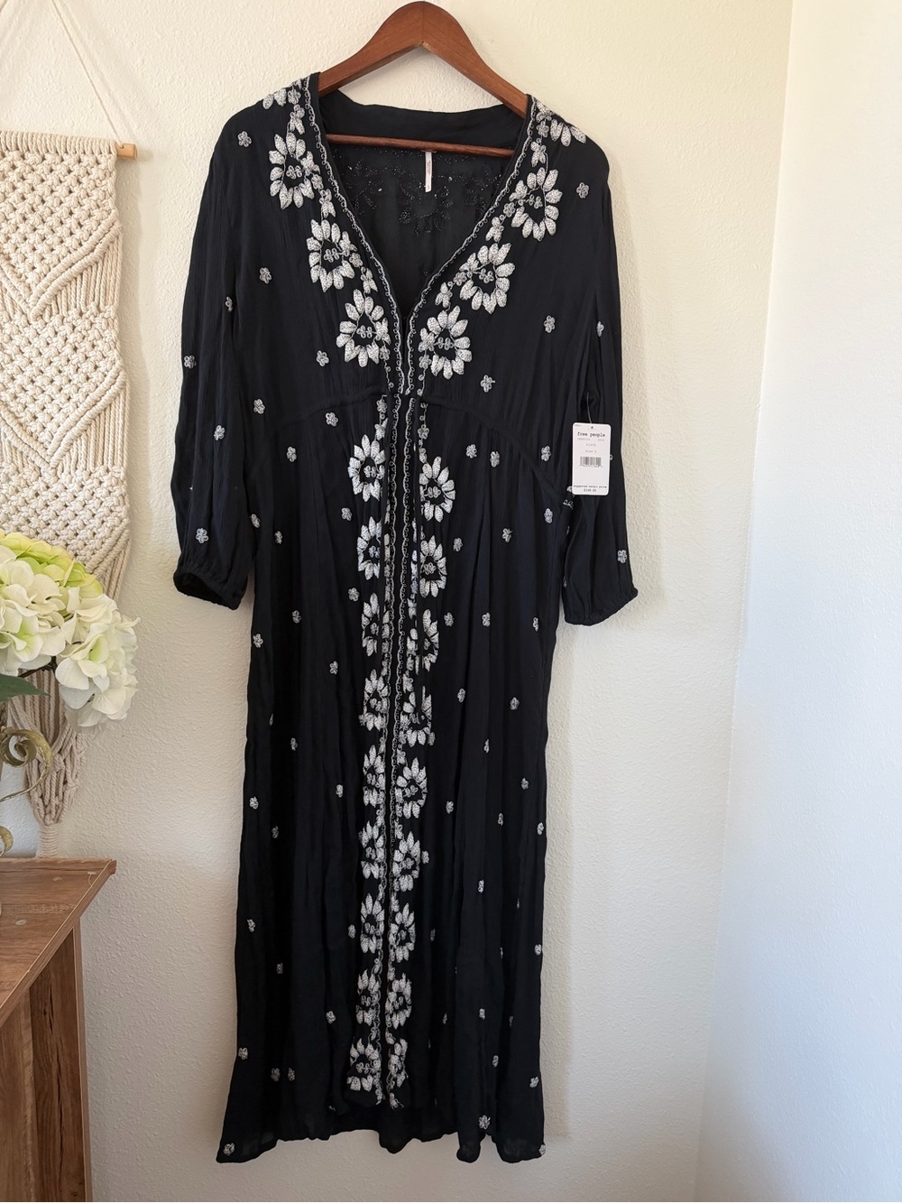NWT Free People Fable Black Embroidered Midi Dress Boho Festival Size L - Picture 4 of 7
